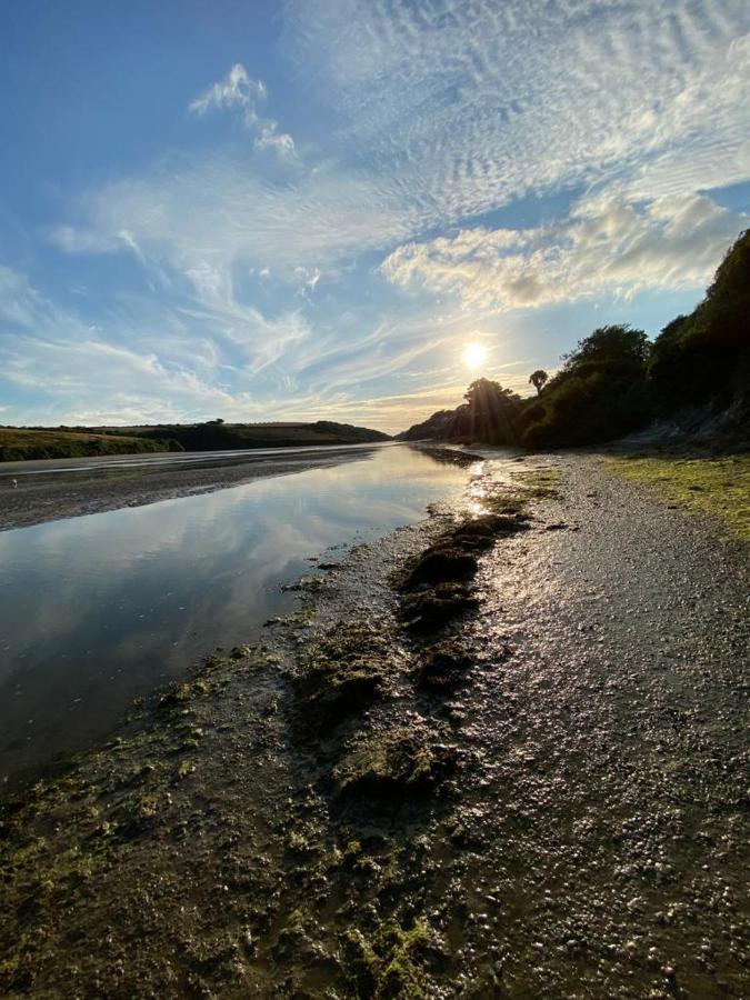 Chatsworth Riverscape: Gannel View Apartment Near Newquay Beaches Exterior photo